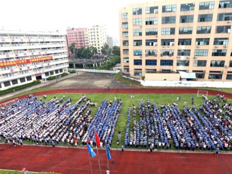 一起来看看高铁学校招生要求有哪些？